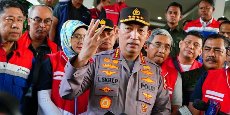 Kapolri Pastikan Tim Investigasi dalami Penyebab Kebakaran Depo Pertamina Plumpang
