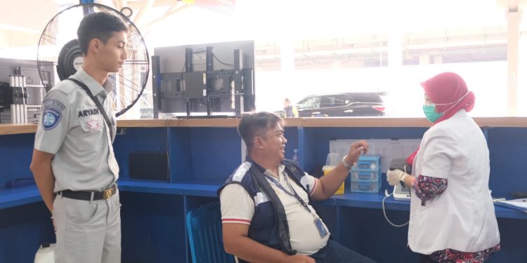 Pemeriksaan Kesehatan Gratis Jasa Raharja Sulsel Di Posko Terpadu Nataru Bandar Udara Internasional Sultan Hasanuddin Makassar