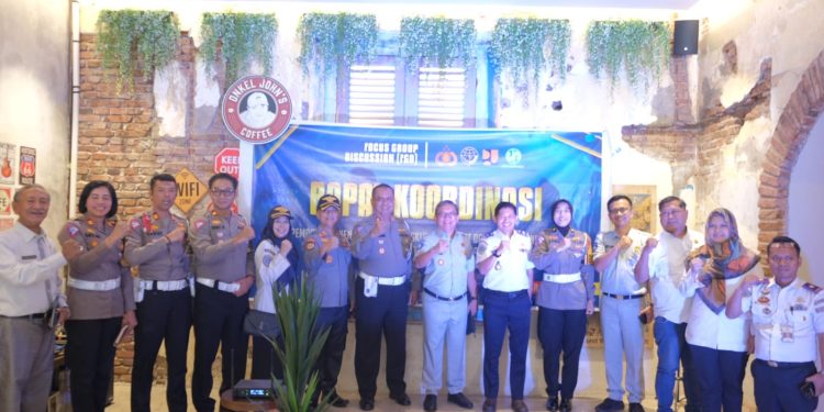 JASA RAHARJA SULSEL MENGIKUTI FOCUS GROUP DISCUSSION TENTANG PEMBATASAN KENDARAAN PENGANGKUT ALAT BERAT DAN DAMPAK KENDARAAN OVER DIMENSI OVER LOAD (ODOL) TERHADAP KESELAMATAN