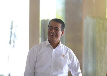 Mentan Amran Minta Aparat Penegak Hukum Agar Tangkap Calo dan Kroninya